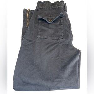 White House Black Market pants extra high rise slim fit ankle length Size 2